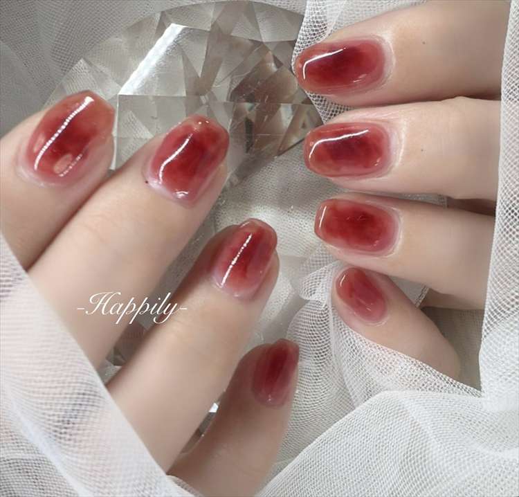 秋ネイルレッドブラウン