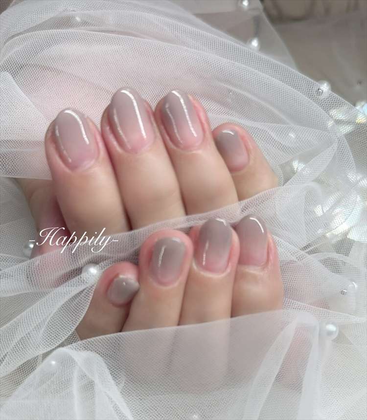 透け感グレージュ