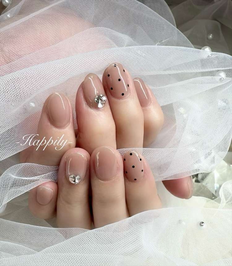 グレージュドット