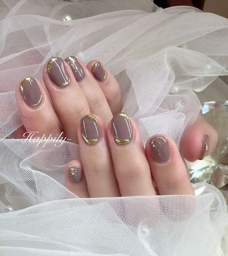 グレージュミラー