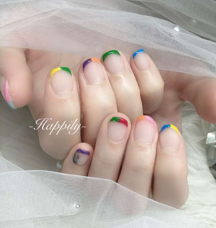 推しカラー先端細フレンチ
