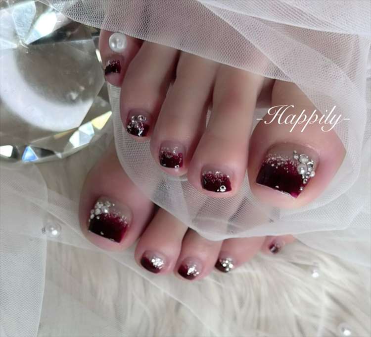 グラデーションラメフットネイル