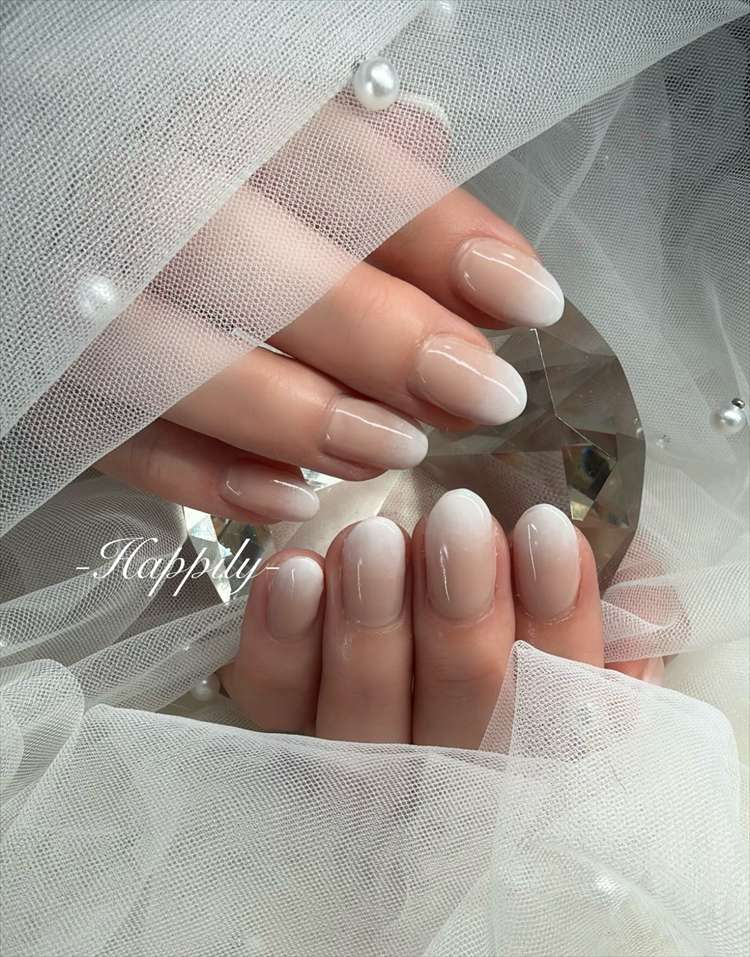 ベージュグラデーション