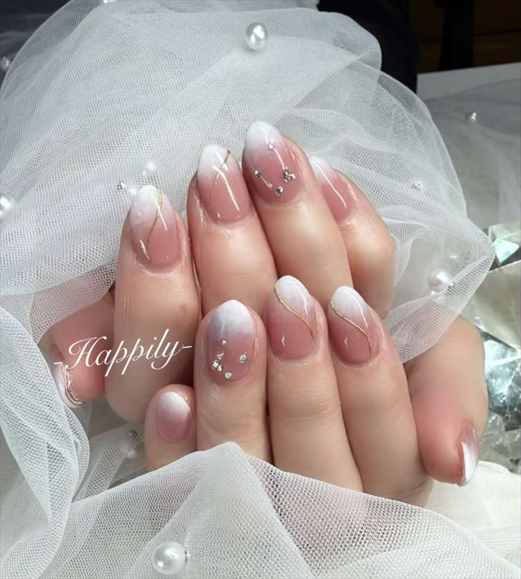 白グラデ